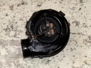 Gebrauchtes Frischluftgebläse für VW Käfer 1303
